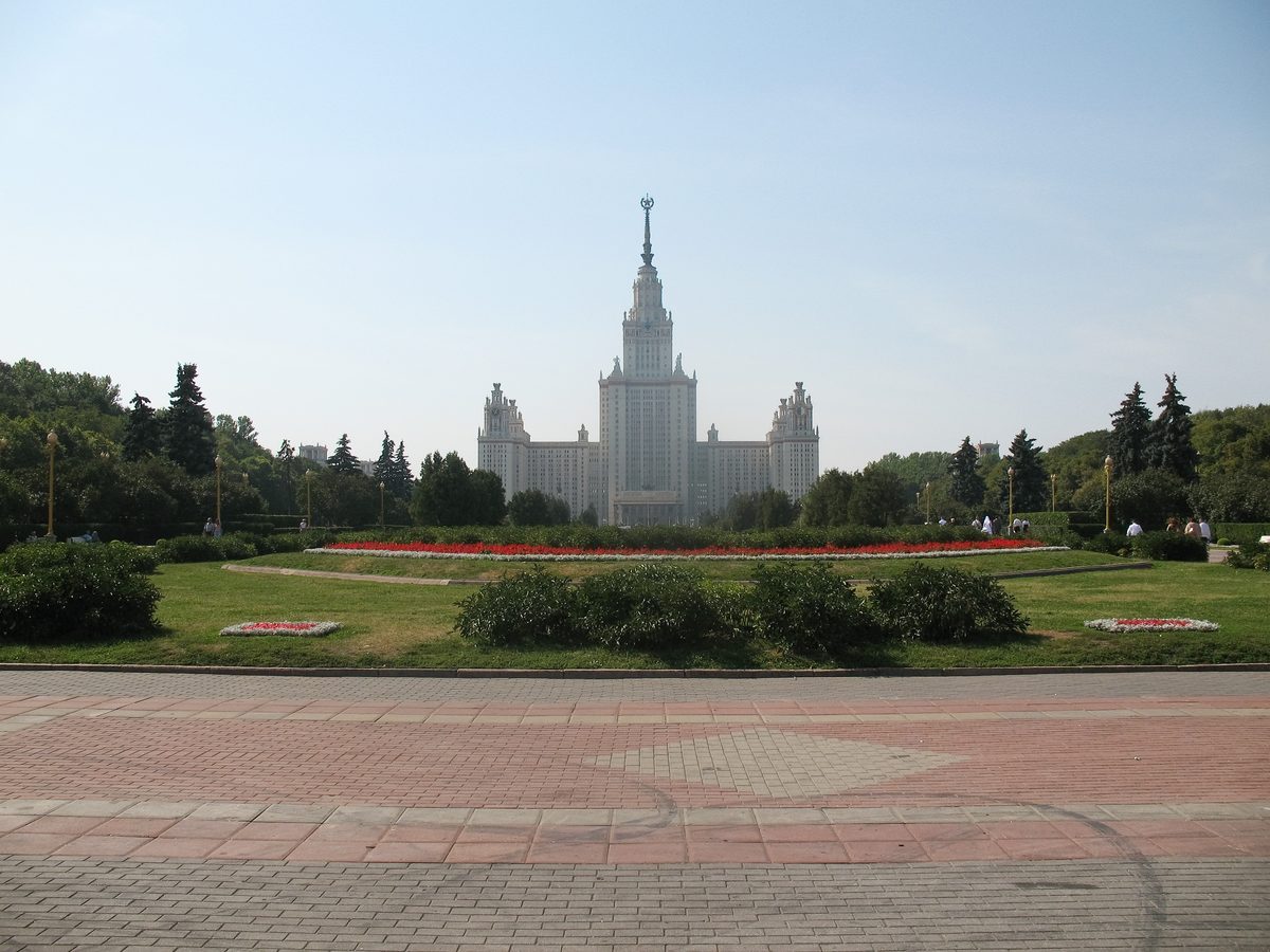 Главное здание МГУ на Воробьёвых горах