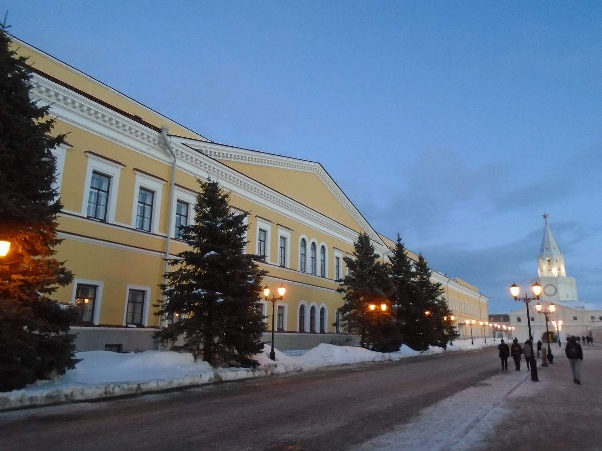 Присутственные места