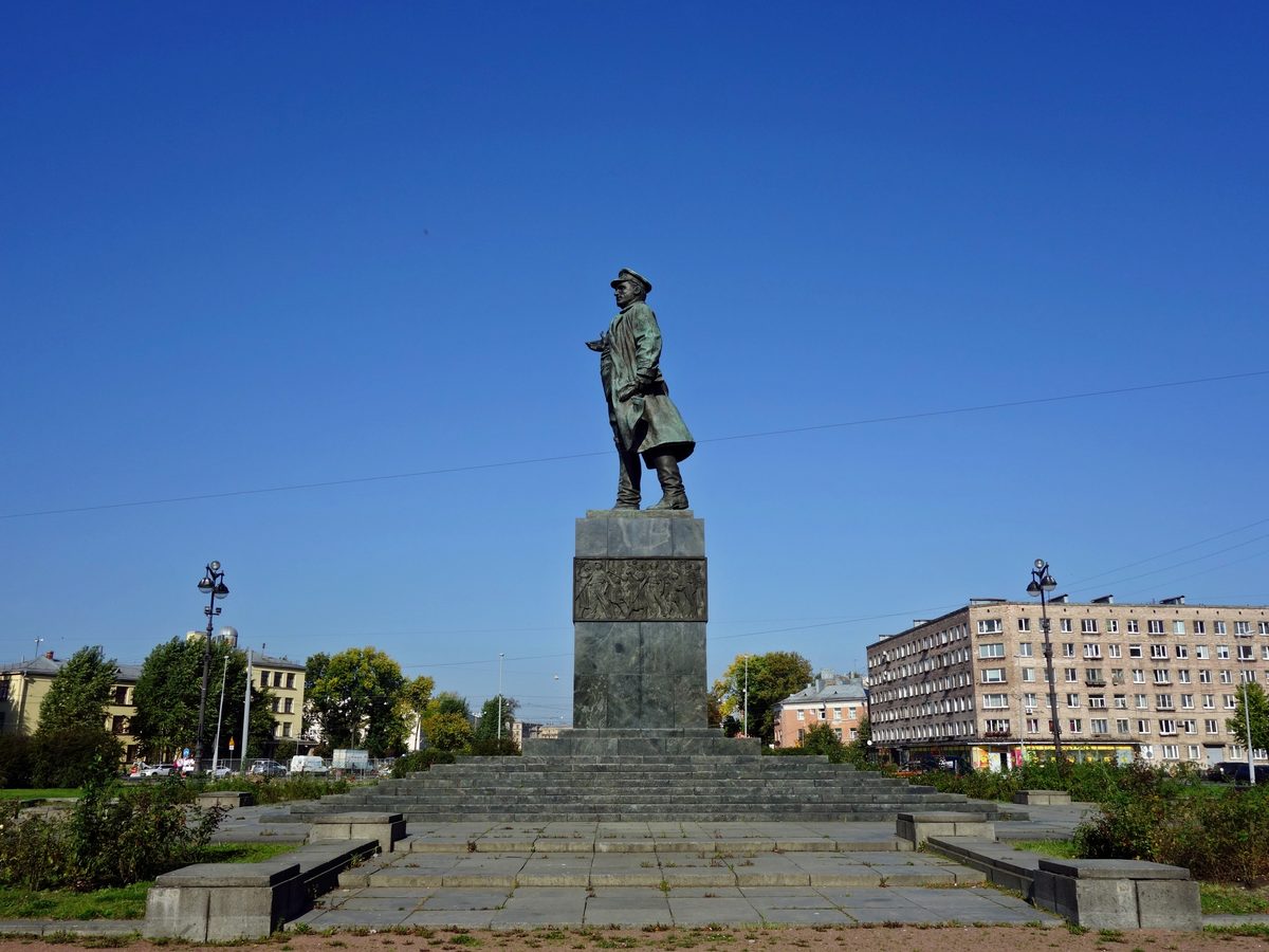 Памятник Сергею Кирову