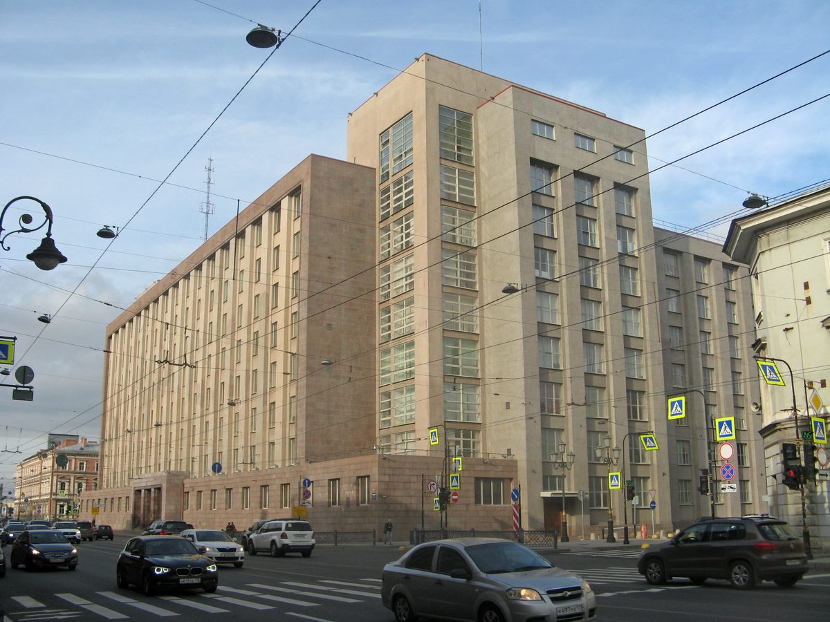 Большой дом